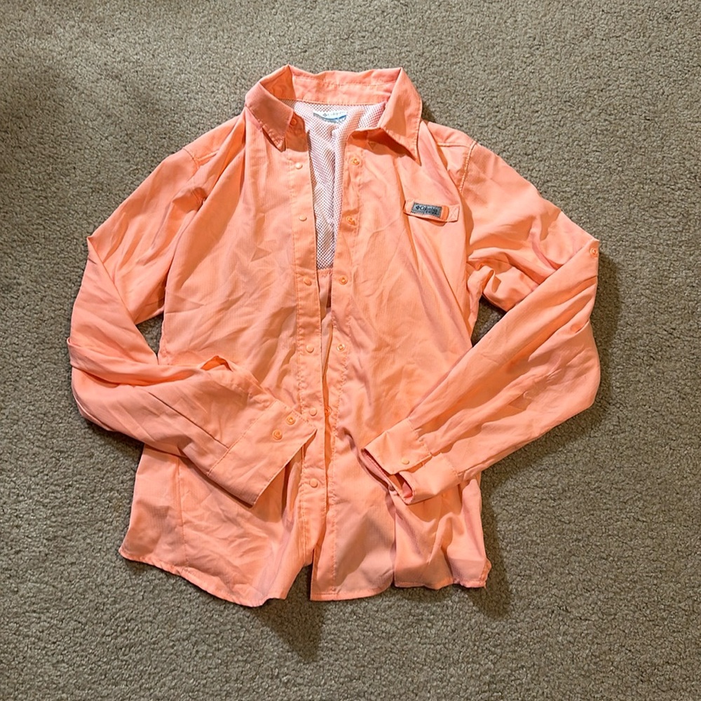 Never worn Columbia light shirt